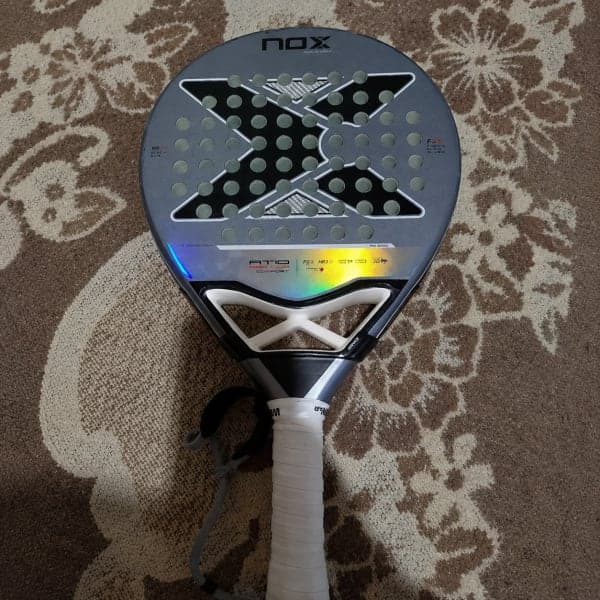 Nox AT10